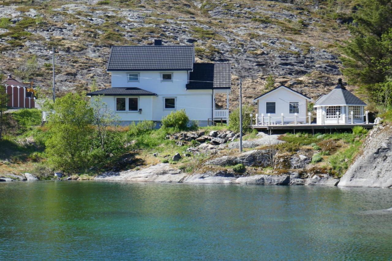 Seafront Holiday Home Close To Reine, Lofoten Sund  Eksteriør bilde